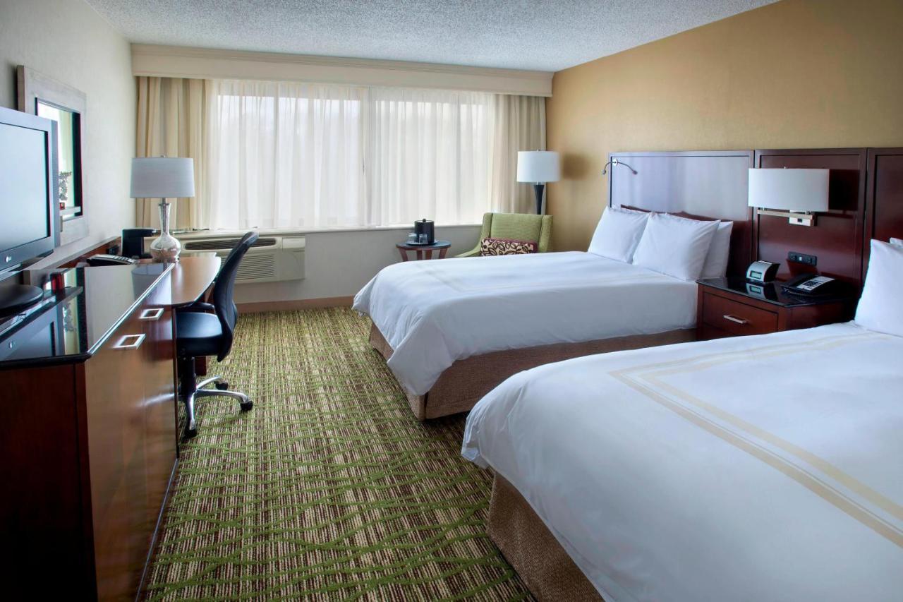 Готель Boston Marriott Пібоді Екстер'єр фото