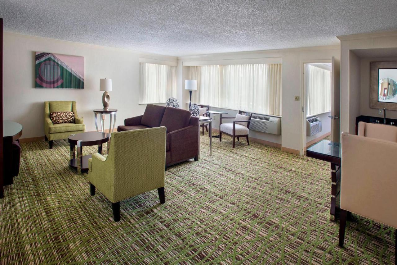 Готель Boston Marriott Пібоді Екстер'єр фото